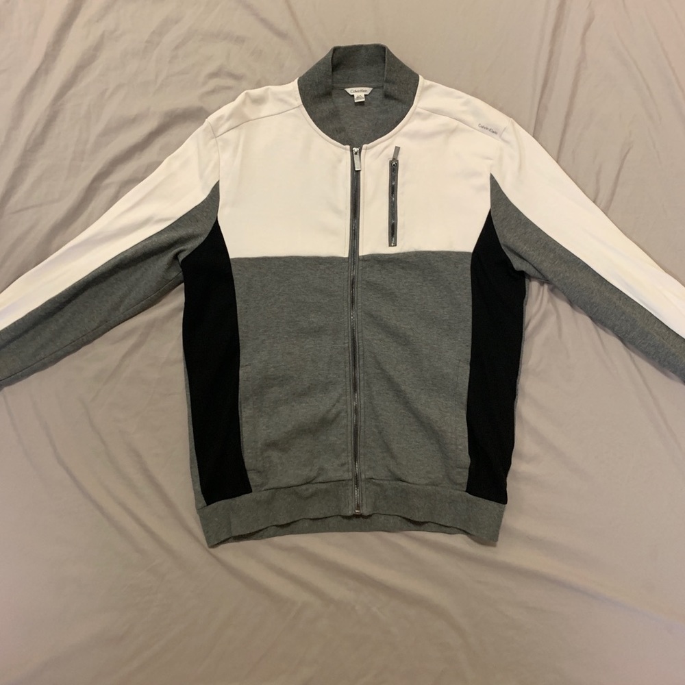 Calvin Klein Sweater